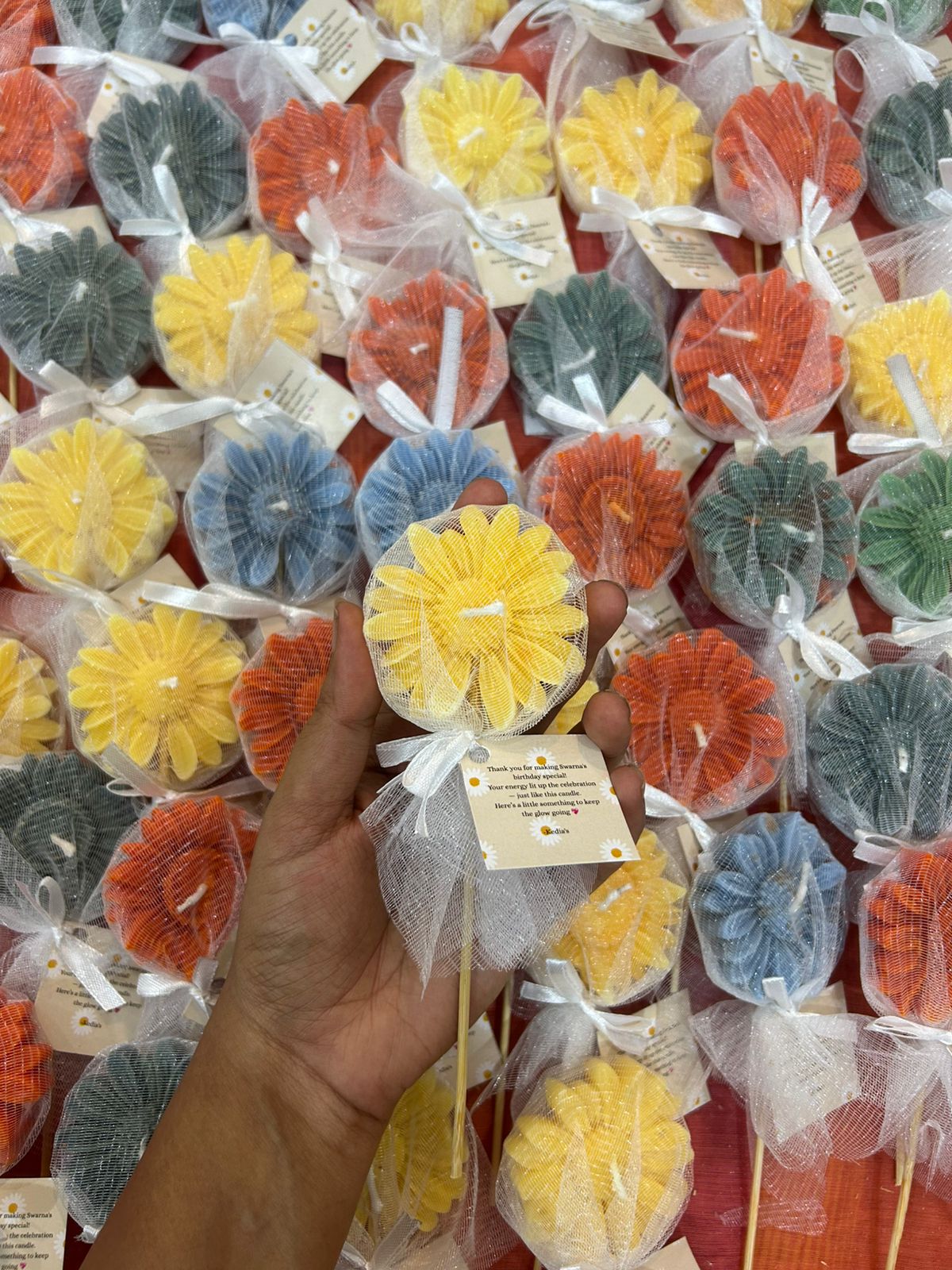 Daisy with net and stick floral